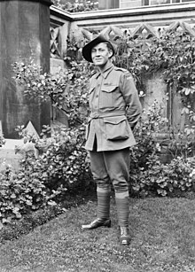 Phillip Davey VC MM.jpg