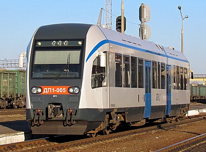 Рельсовый автобус ДП1-005 (620M-028, модель PESA 620McB) на станции Калинковичи