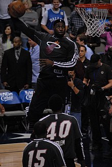 LeBron James à l'échauffement, en décembre 2012.