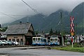 Automotrices aux anciennes livrées en gare des Diablerets